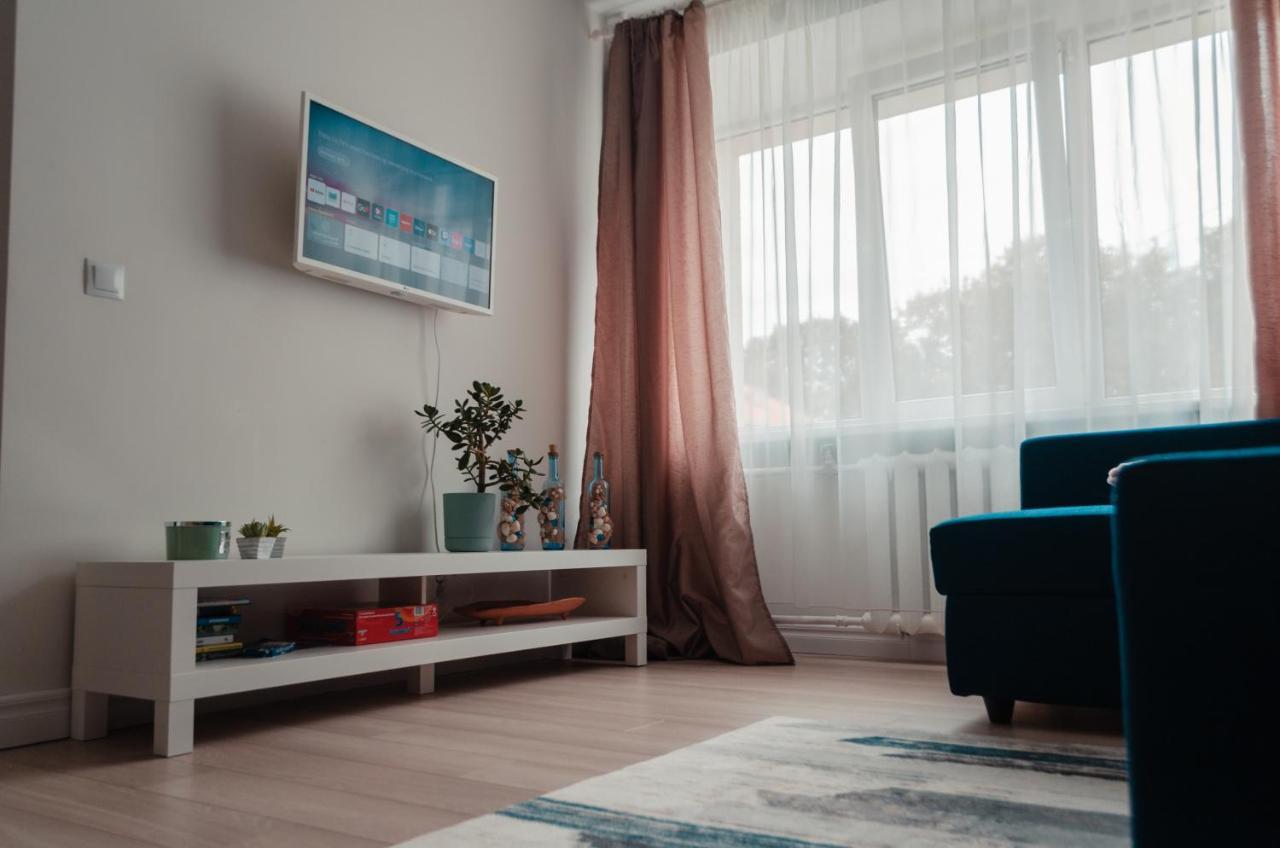 Rigas Ielas Apartamenti 1 Apartment วัลเมียรา ภายนอก รูปภาพ