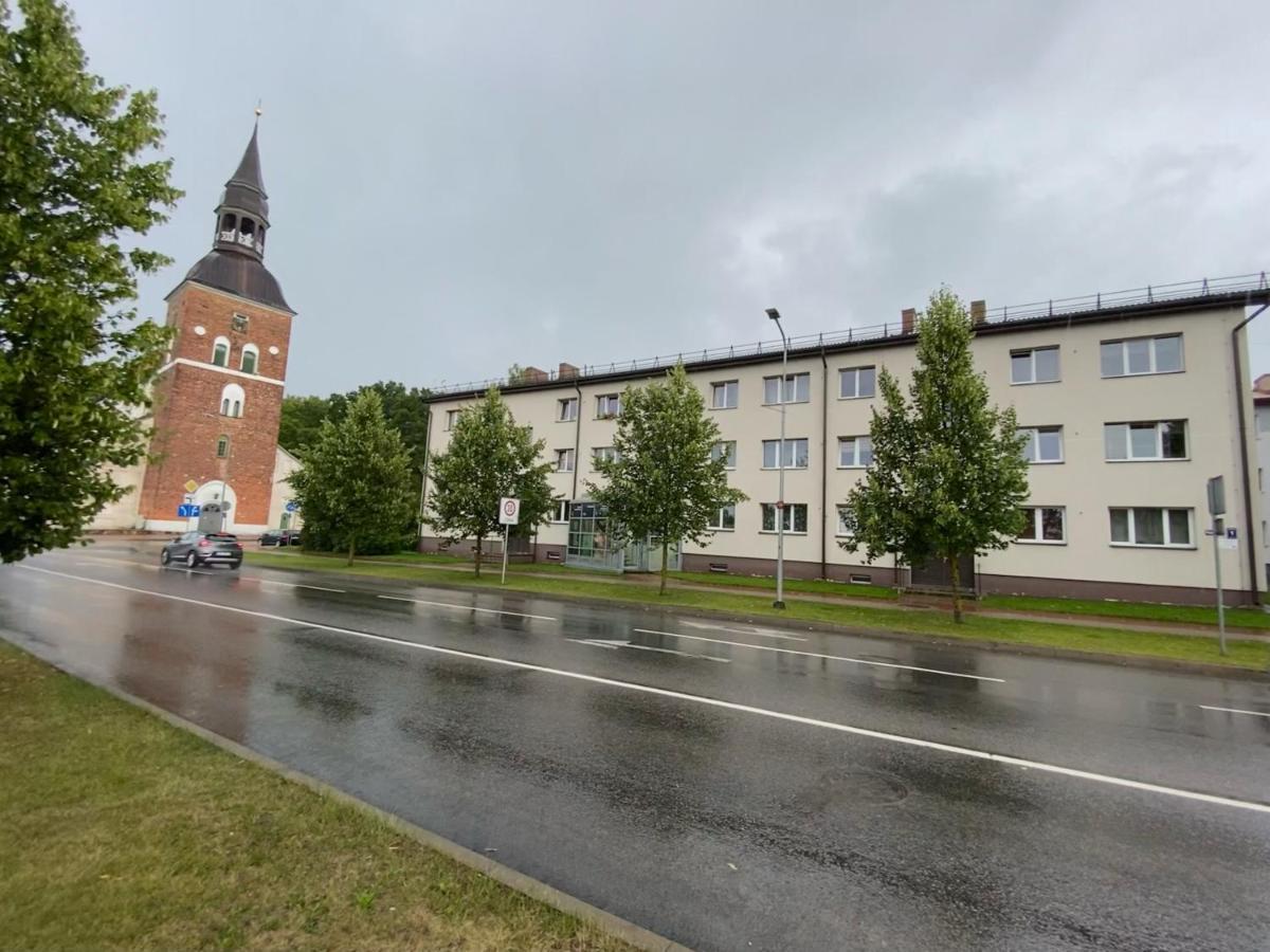 Rigas Ielas Apartamenti 1 Apartment วัลเมียรา ภายนอก รูปภาพ